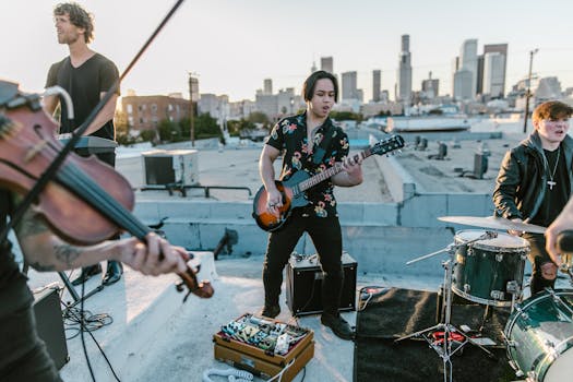The Ultimate Guide to Hotels with Rooftop Bars in Los Angeles